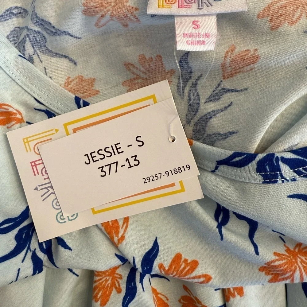 NWT LuLaRoe Jessie Floral Short Sleeve Dress Size Small